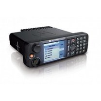 ТЕТРА: возимый терминал MTM5200 и носимый MTP6550